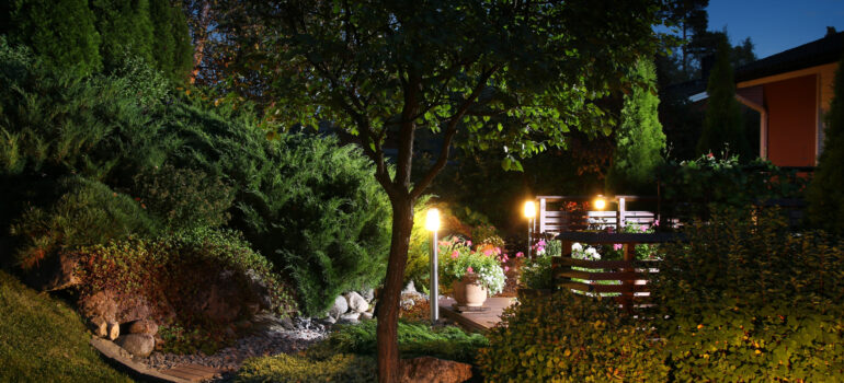 Make the right revamping choice for your landscape lighting